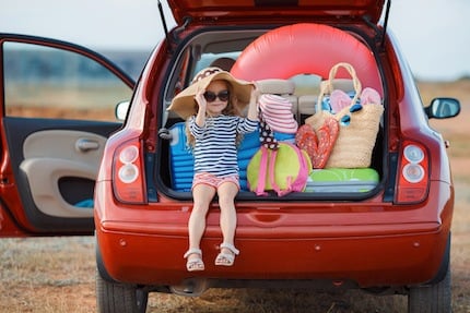 holiday journey - kid in car