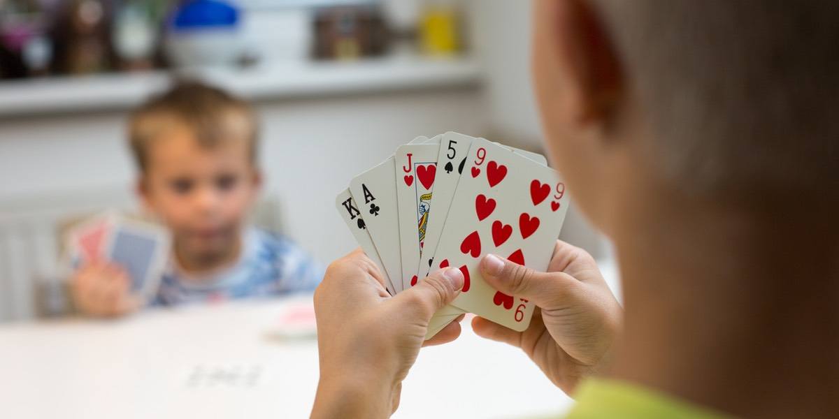 Rainy day games to play indoors