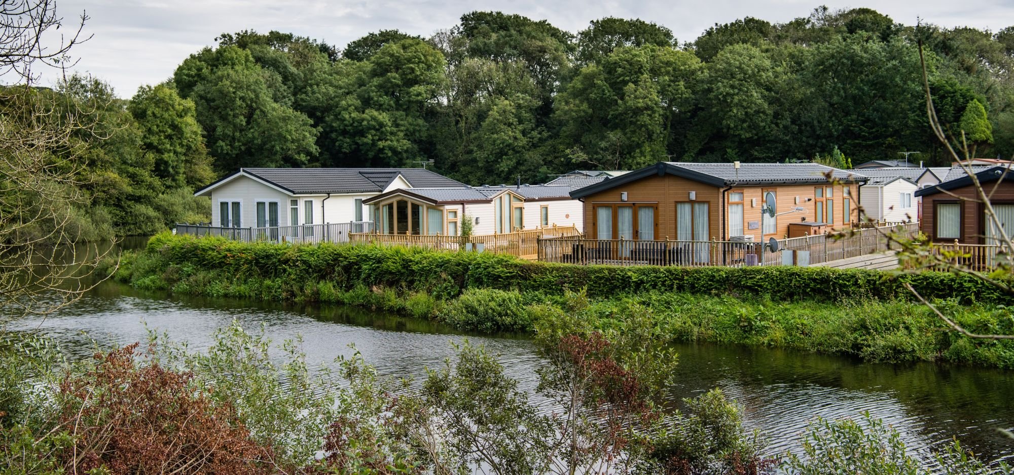 Holiday homes on the waterfront